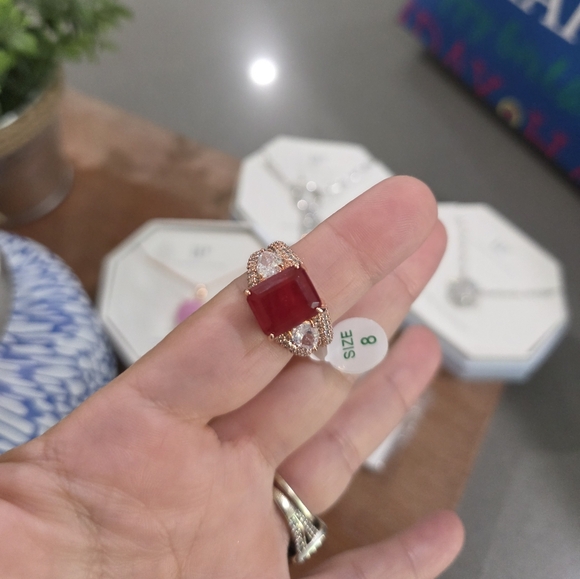 Bomb Party Revealed Jewelry - Picture 2 of 3